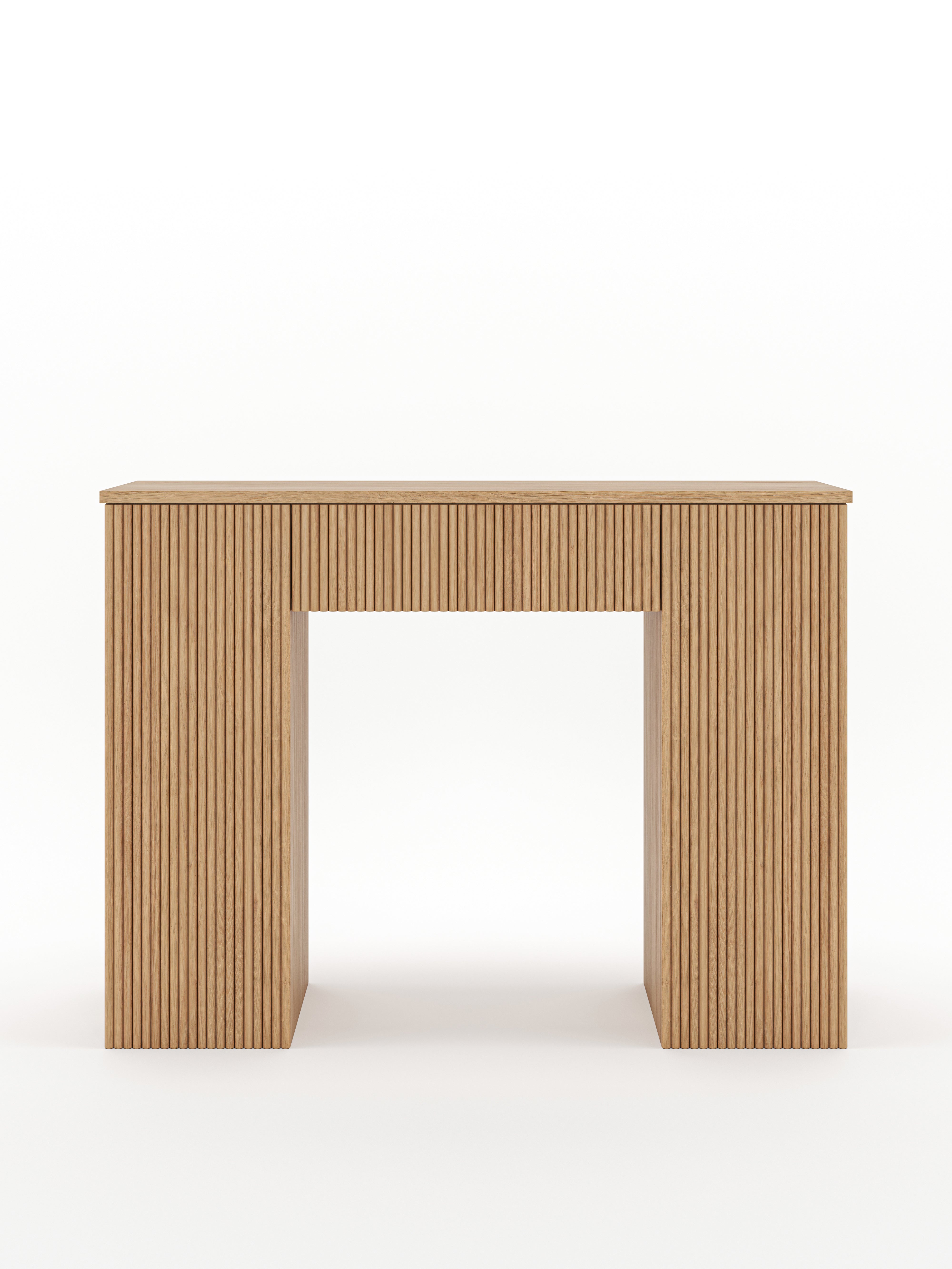 Vall-Oak Console